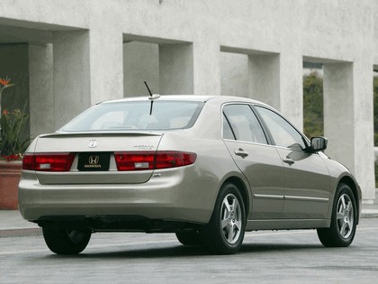 2005 Honda Accord Hybrid - USA version 13