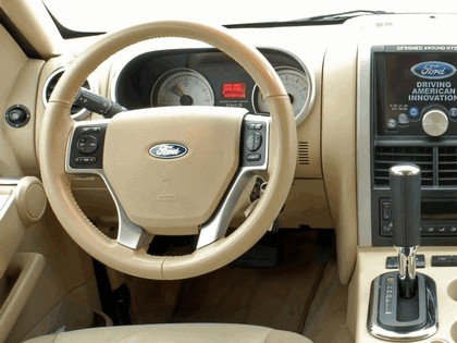 2006 Ford Explorer Limited hydrogen fuel cell 5