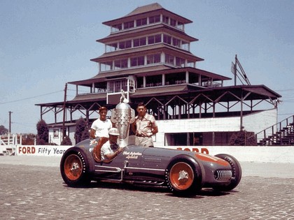 1953 Kurtis Kraft Offenhauser - Indy 500 race car 2