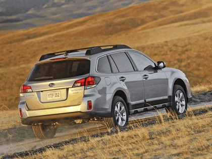 2012 Subaru Outback 2.5i - USA version 9