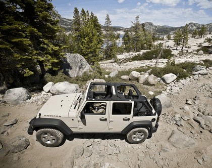 2012 Jeep Wrangler Unlimited Rubicon 13