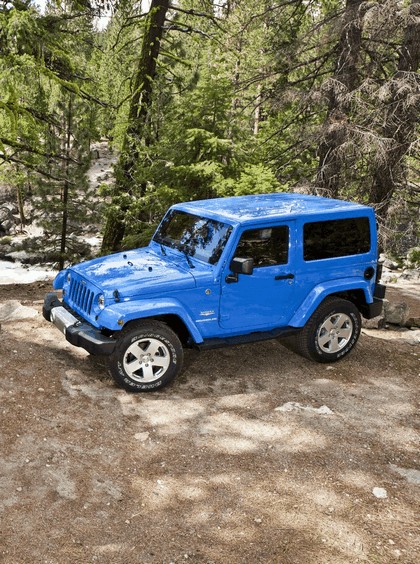 2012 Jeep Wrangler Sahara 13
