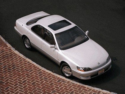 1992 Lexus ES 300 16