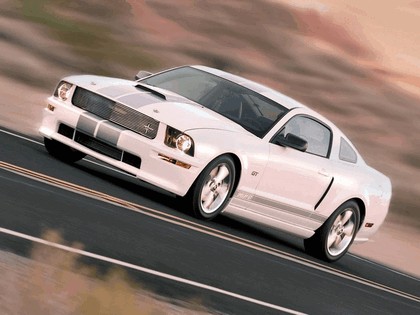 2007 Shelby Mustang GT ( based on Ford Mustang ) 6
