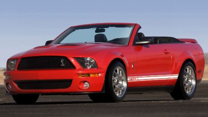 2005 Shelby Mustang GT500 convertible ( based on Ford Mustang convertible ) 9