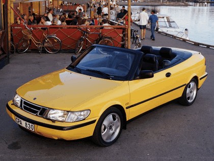 1988 Saab 900 SE convertible 14