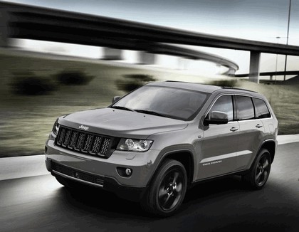 2012 Jeep Grand Cherokee S Limited 7