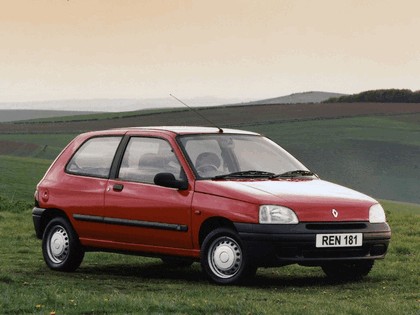 1996 Renault Clio 3-door - UK version 1