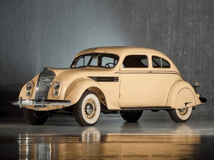 1936 Chrysler Imperial Airflow coupé 1
