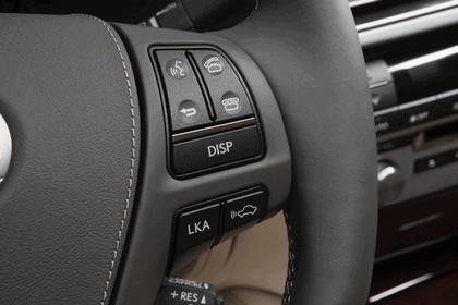 2013 Lexus LS 460 12