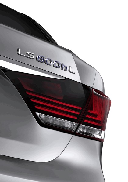 2013 Lexus LS 600h L 3