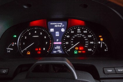 2013 Lexus LS 600h L 10