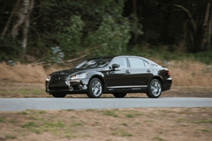 2013 Lexus LS 600h L 16