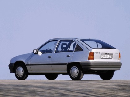 1984 Opel Kadett E 5-door 10