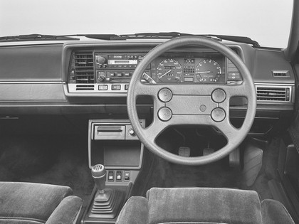 1984 Volkswagen Santana Autobahn - Japanese version 4
