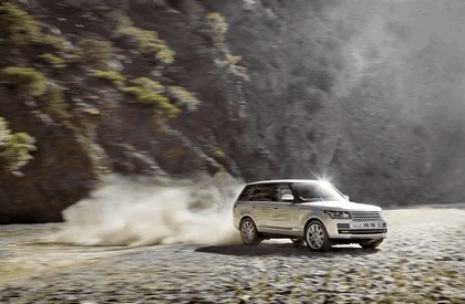 2013 Land Rover Range Rover 24
