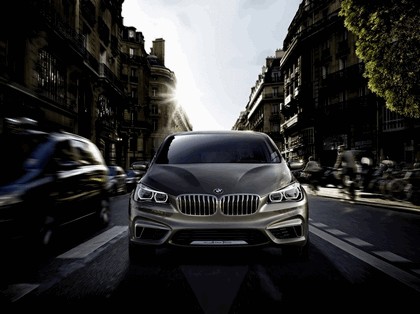 2012 BMW Concept Active Tourer 19
