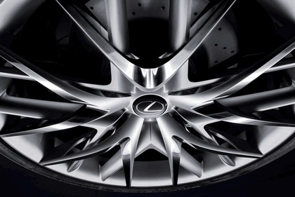 2012 Lexus LF-CC concept 22