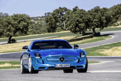 2012 Mercedes-Benz SLS AMG Electric Drive concept 10