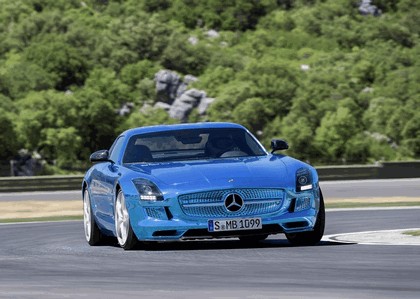 2012 Mercedes-Benz SLS AMG Electric Drive concept 11