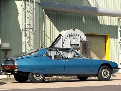 1971 Citroën SM Espace concept by Heuliez 3