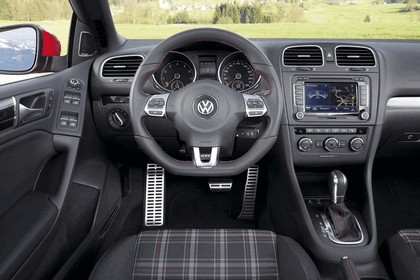 2012 Volkswagen Golf ( VI ) cabriolet 23