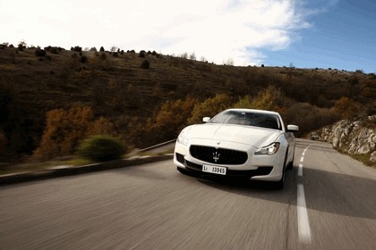 2012 Maserati Quattroporte 35
