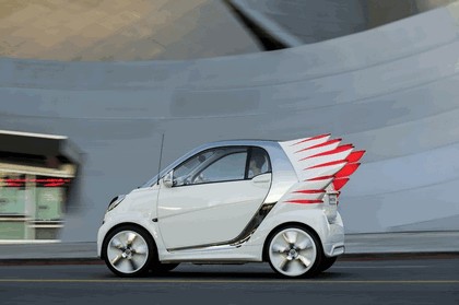 2012 Smart ForTwo Electric Drive by Jeremy Scott 17