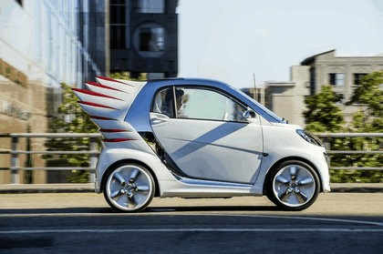 2012 Smart ForTwo Electric Drive by Jeremy Scott 30