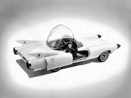 1959 Cadillac Cyclone concept 3