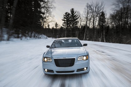2013 Chrysler 300 Glacier edition 10