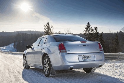 2013 Chrysler 300 Glacier edition 26