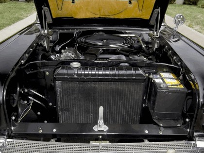 1958 Pontiac Bonneville custom sport coupé 17