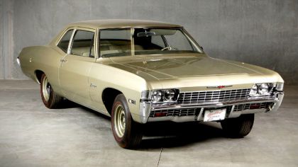 1968 Chevrolet Biscayne 2-door sedan 5