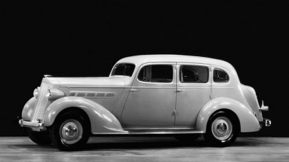 1935 Packard 120 Touring Sedan 3