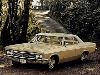 1966 Chevrolet Biscayne 2-door sedan 1