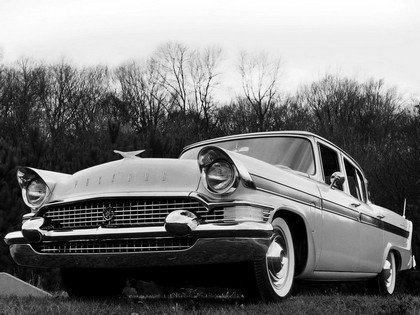 1957 Packard Clipper Town sedan 1