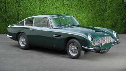 1965 Aston Martin DB6 - UK version 4