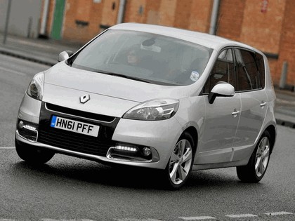 2012 Renault Scenic - UK version 3