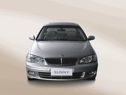 2000 Nissan Sunny ( N16 ) 4