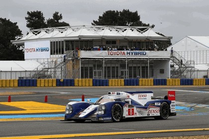 2013 Toyota TS030 Hybrid - Le Mans 24 Hours race 19