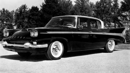 1958 Packard Series 58L 4-door sedan 9