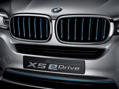2013 BMW X5 eDrive concept 9