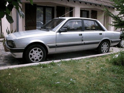 1986 Peugeot 505 Turbo Injection 1