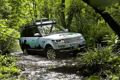 2013 Land Rover Range Rover ( L405 ) SD V6 hybrid prototype 9
