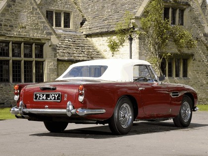 1963 Aston Martin DB5 Volante 18