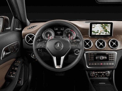 2014 Mercedes-Benz GLA-klasse 4
