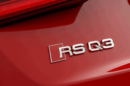2013 Audi RS Q3 - UK version 27