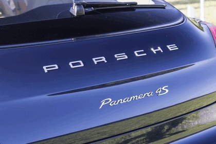 2014 Porsche Panamera 4S 18