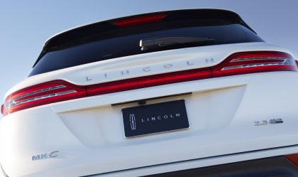 2015 Lincoln MKC 30